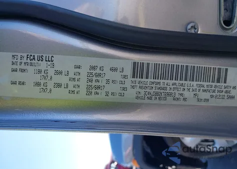 2019 Jeep Compass Latitude 4X4 из США, поврежденный, VIN 3C4NJDBB2KT696813